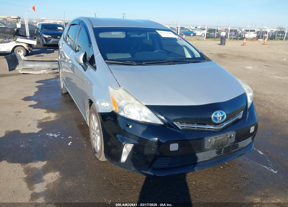 2013 TOYOTA PRIUS V THREE VIN: JTDZN3EU1D3265388