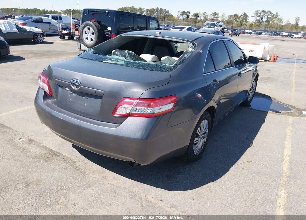 2010 TOYOTA CAMRY LE VIN: 4T1BF3EKXAU028008