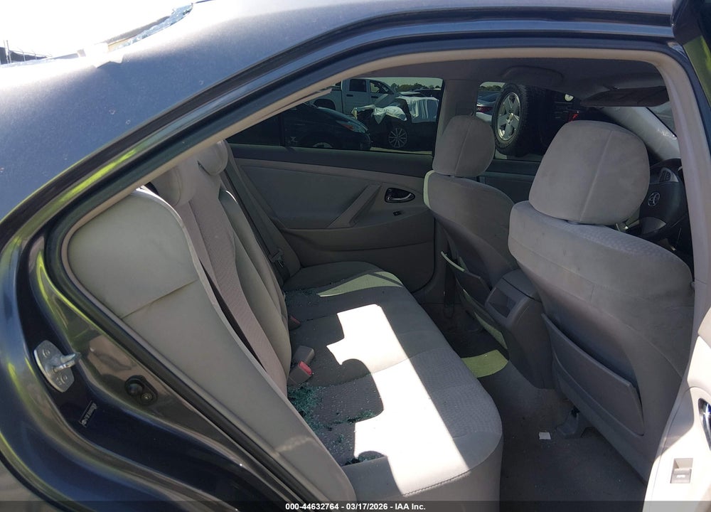 2010 TOYOTA CAMRY LE VIN: 4T1BF3EKXAU028008
