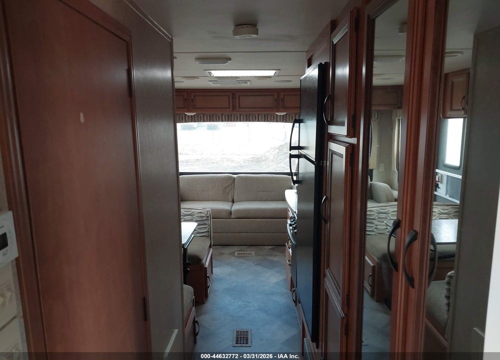 2015 PALOMINO PUMA 25RS TRAVEL TRAILER VIN: 4X4TPUA28FP055158