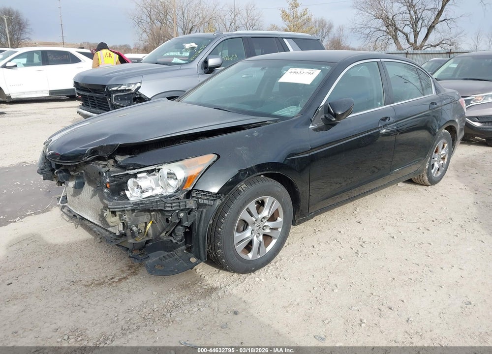 2011 HONDA ACCORD 2.4 SE VIN: 1HGCP2F65BA132573