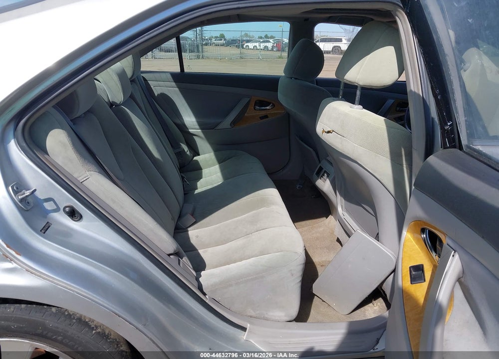 2007 TOYOTA CAMRY XLE VIN: 4T1BE46K37U112140
