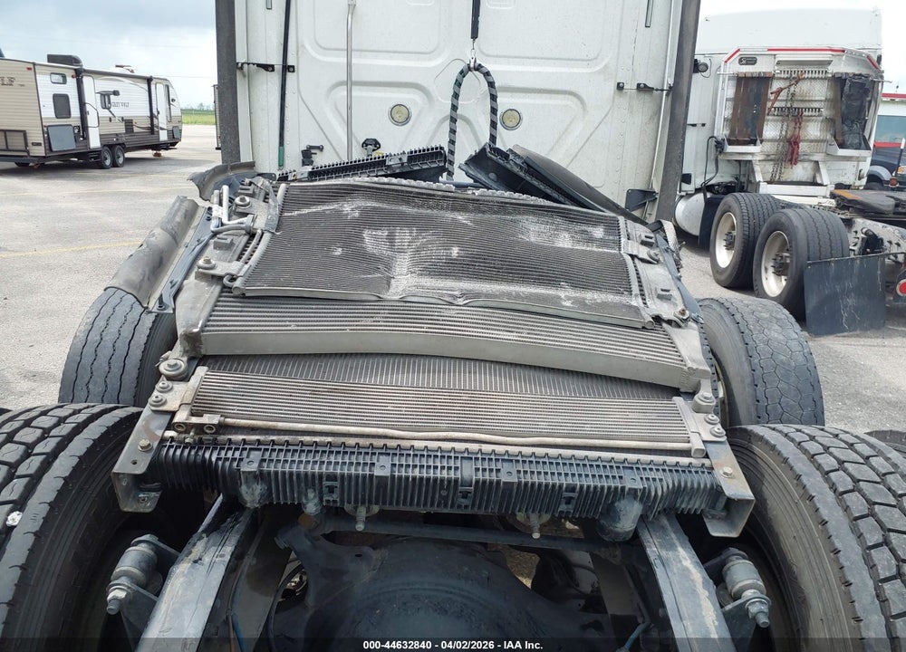 2020 FREIGHTLINER NEW CASCADIA 126 VIN: 3AKJHHDR9LSLS4584