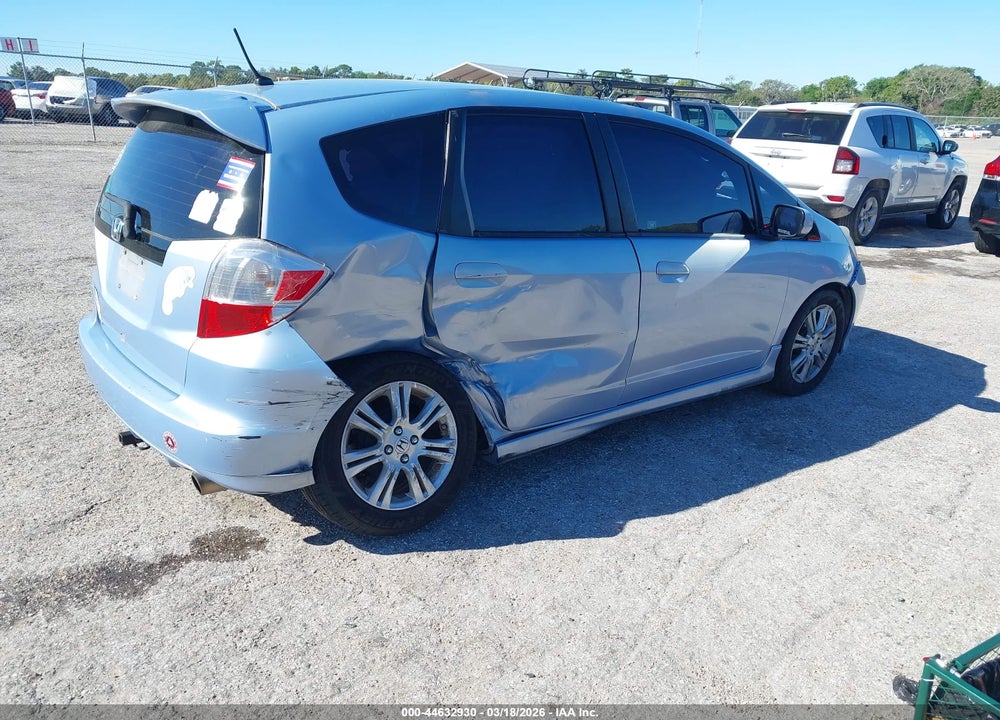 2009 HONDA FIT SPORT VIN: JHMGE88489S042437