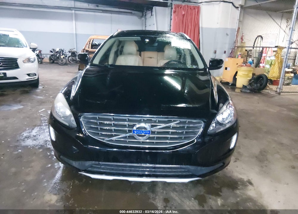 2016 VOLVO XC60 T6 DRIVE-E VIN: YV449MRK5G2875430