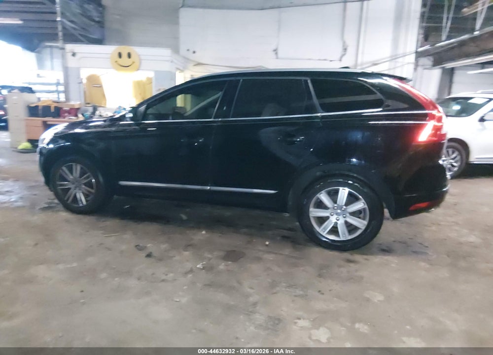 2016 VOLVO XC60 T6 DRIVE-E VIN: YV449MRK5G2875430