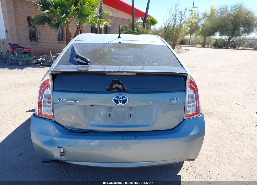 2014 TOYOTA PRIUS TWO VIN: JTDKN3DU9E1746747