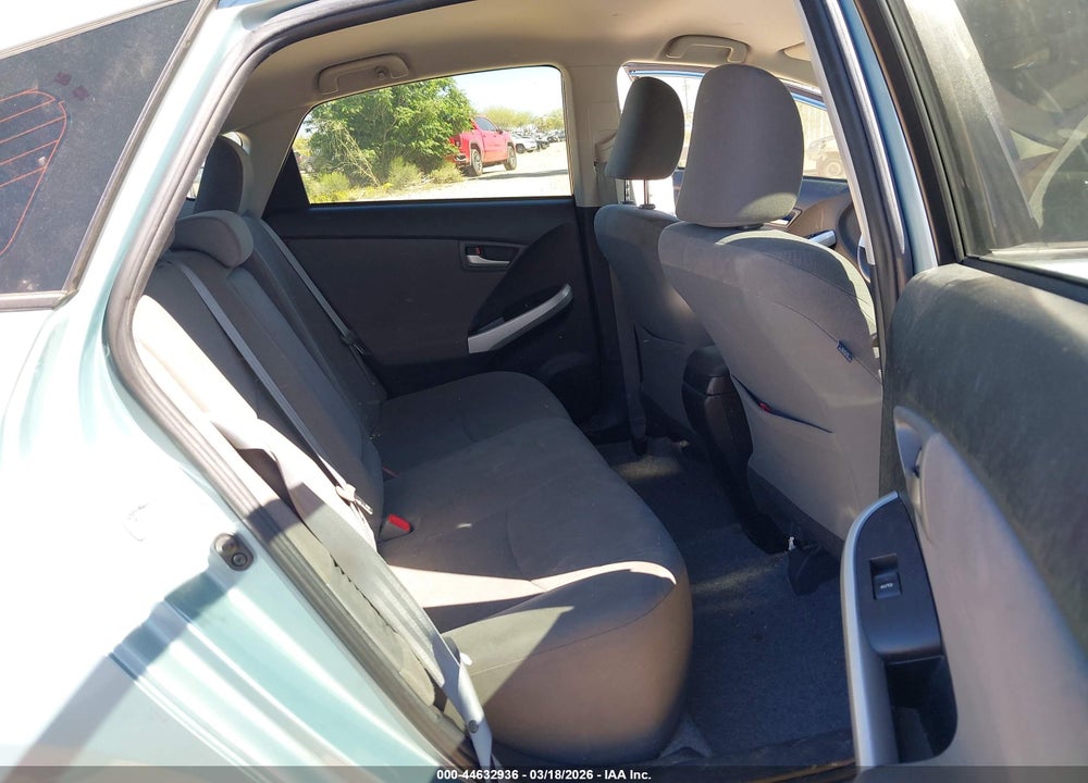 2014 TOYOTA PRIUS TWO VIN: JTDKN3DU9E1746747