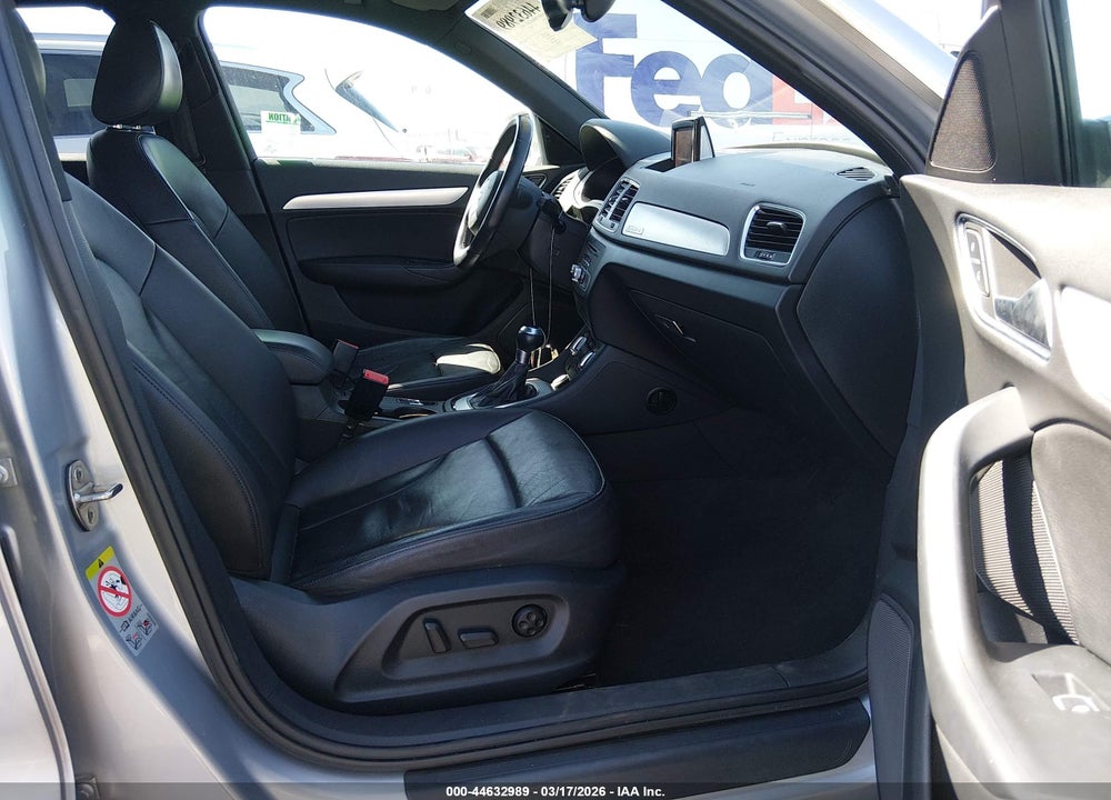 2015 AUDI Q3 2.0T PREMIUM PLUS VIN: WA1EFCFS0FR009066