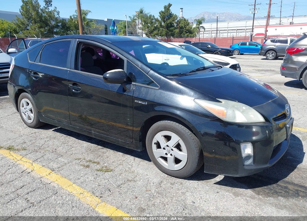 2011 TOYOTA PRIUS THREE VIN: JTDKN3DUXB5338066