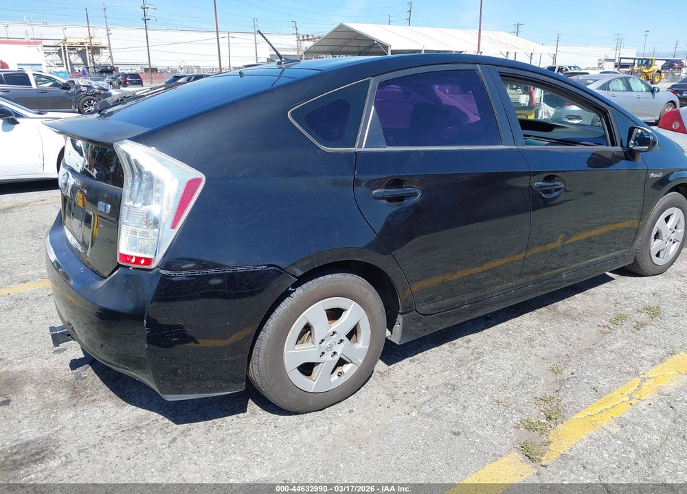 2011 TOYOTA PRIUS THREE VIN: JTDKN3DUXB5338066