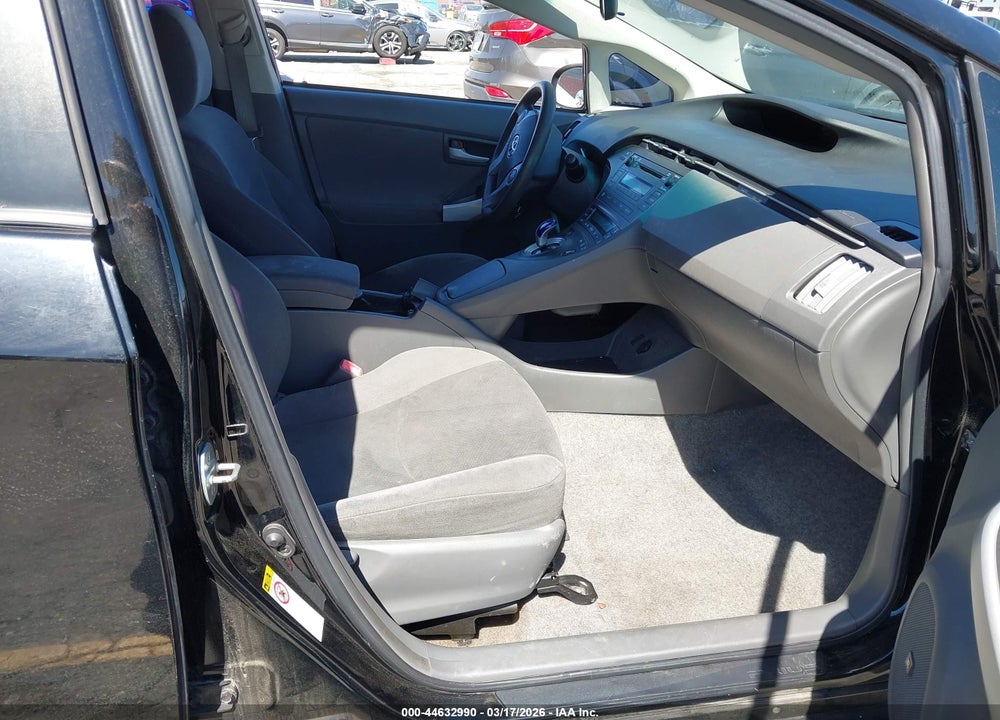 2011 TOYOTA PRIUS THREE VIN: JTDKN3DUXB5338066