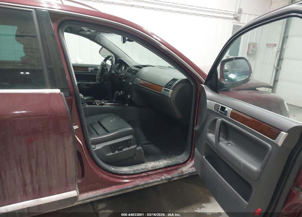 2008 VOLKSWAGEN TOUAREG 2 V8 FSI VIN: WVGCB77L28D024753