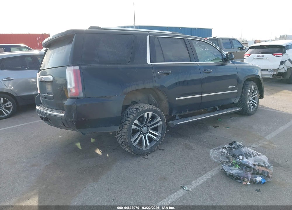 2017 GMC YUKON DENALI VIN: 1GKS2CKJ8HR337747