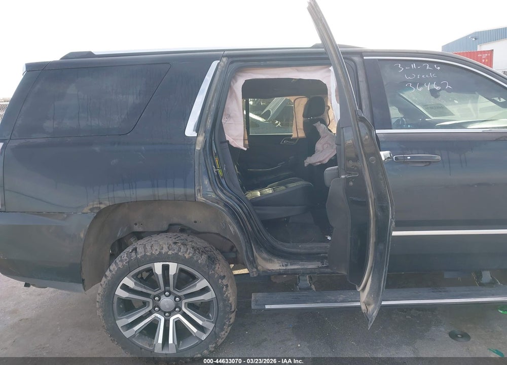 2017 GMC YUKON DENALI VIN: 1GKS2CKJ8HR337747