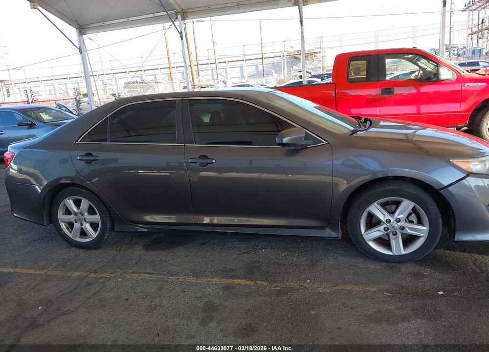 2014 TOYOTA CAMRY SE VIN: 4T1BF1FKXEU469873