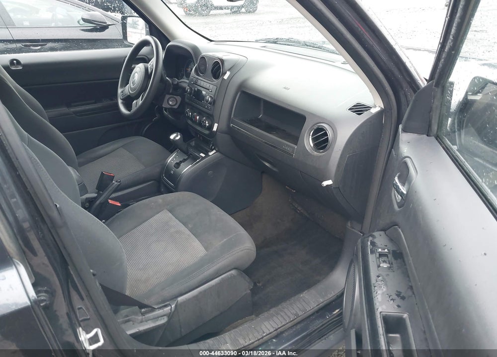 2016 JEEP PATRIOT SPORT VIN: 1C4NJPBB5GD526931