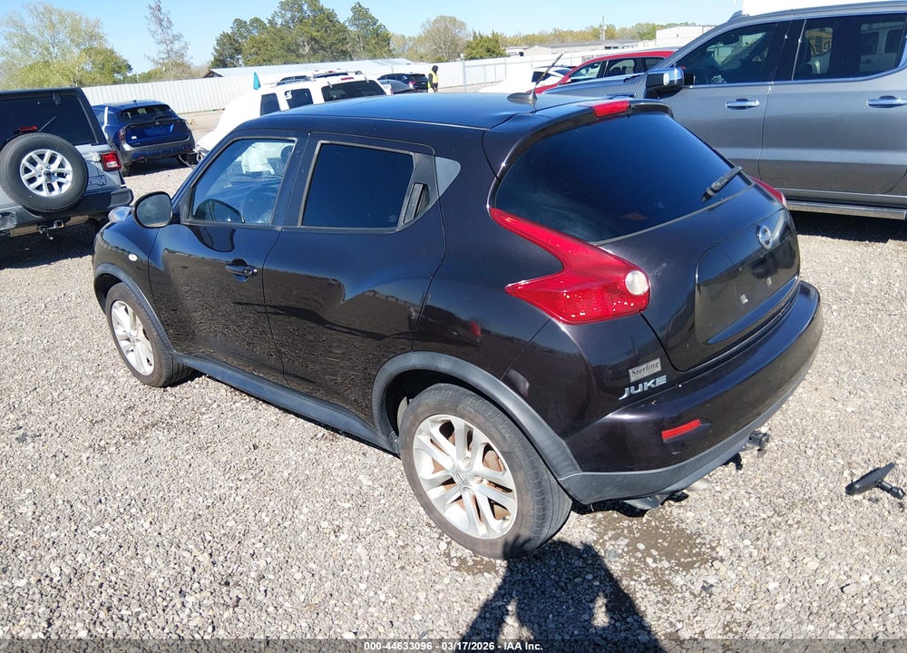 2014 NISSAN JUKE SV VIN: JN8AF5MR5ET352574