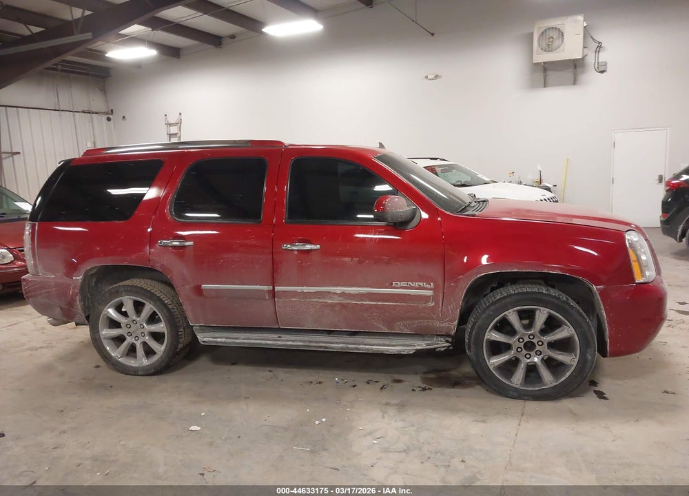 2012 GMC YUKON DENALI VIN: 1GKS2EEF9CR244764