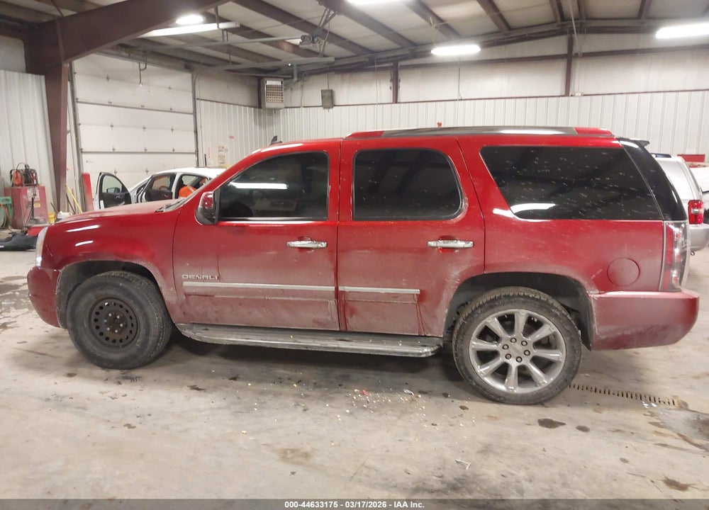 2012 GMC YUKON DENALI VIN: 1GKS2EEF9CR244764