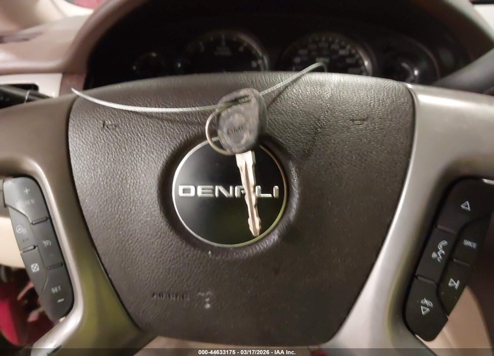 2012 GMC YUKON DENALI VIN: 1GKS2EEF9CR244764