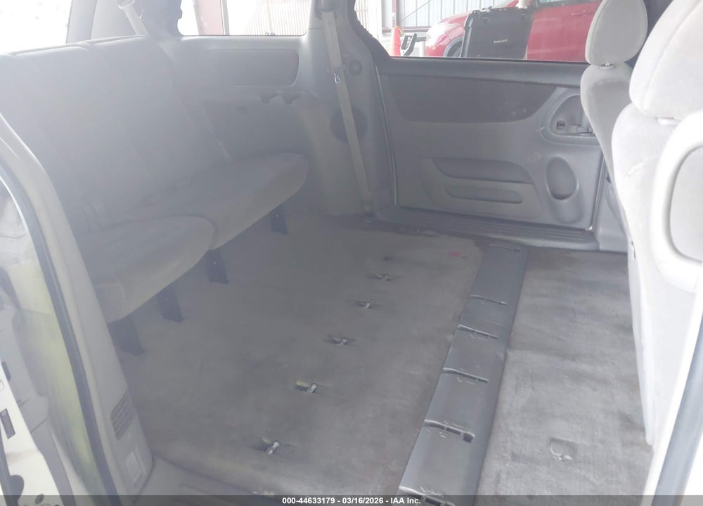 2005 TOYOTA SIENNA LE VIN: 5TDZA23C65S232726