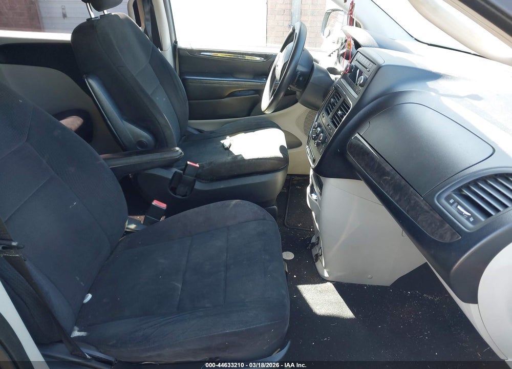 2011 DODGE GRAND CARAVAN EXPRESS VIN: 2D4RN4DG4BR787053