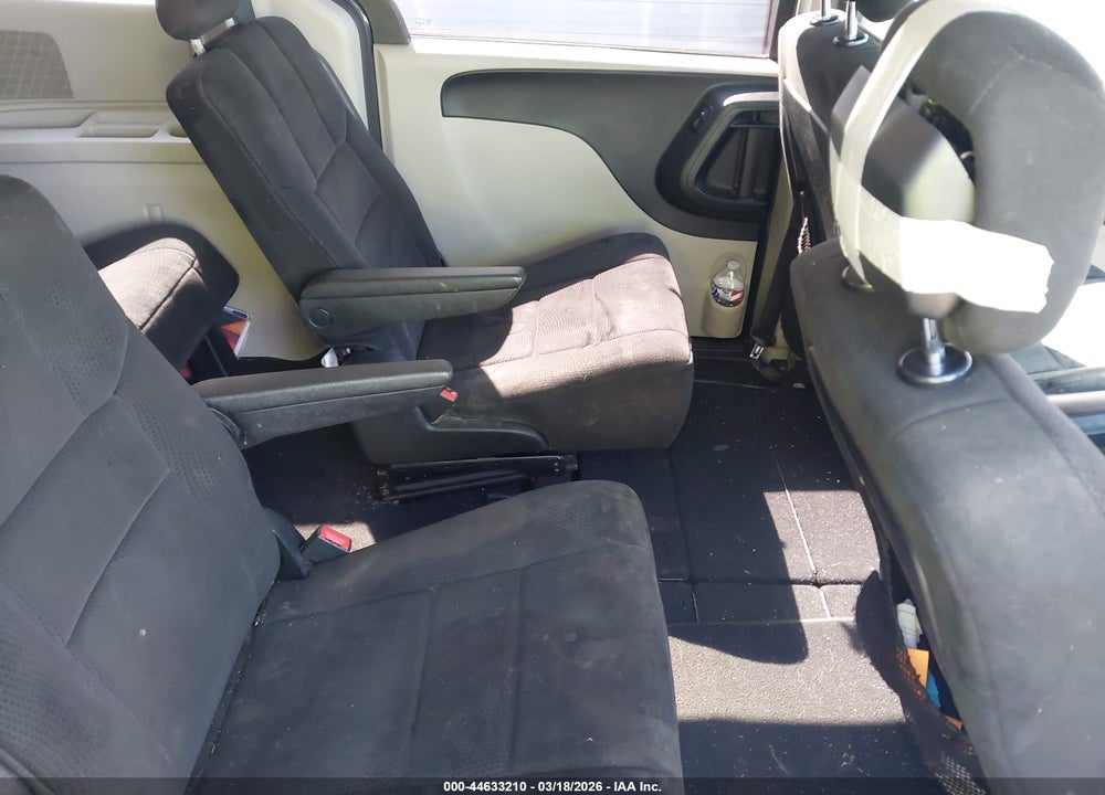 2011 DODGE GRAND CARAVAN EXPRESS VIN: 2D4RN4DG4BR787053