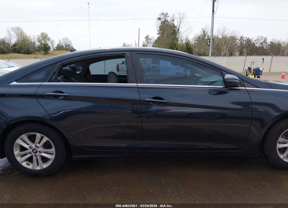 2013 HYUNDAI SONATA GLS VIN: 5NPEB4AC5DH585621
