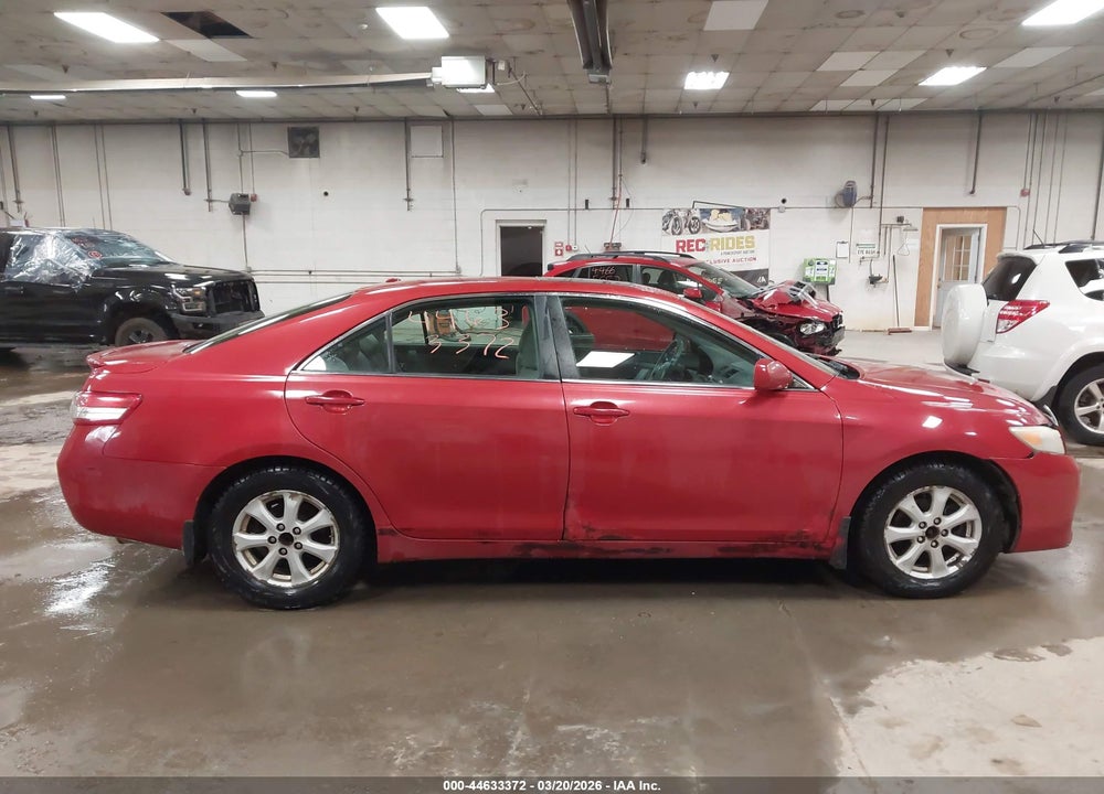 2011 TOYOTA CAMRY LE VIN: 4T1BF3EK3BU737767