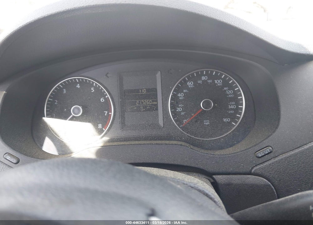 2014 VOLKSWAGEN JETTA 1.8T SE VIN: 3VWD17AJ4EM274558