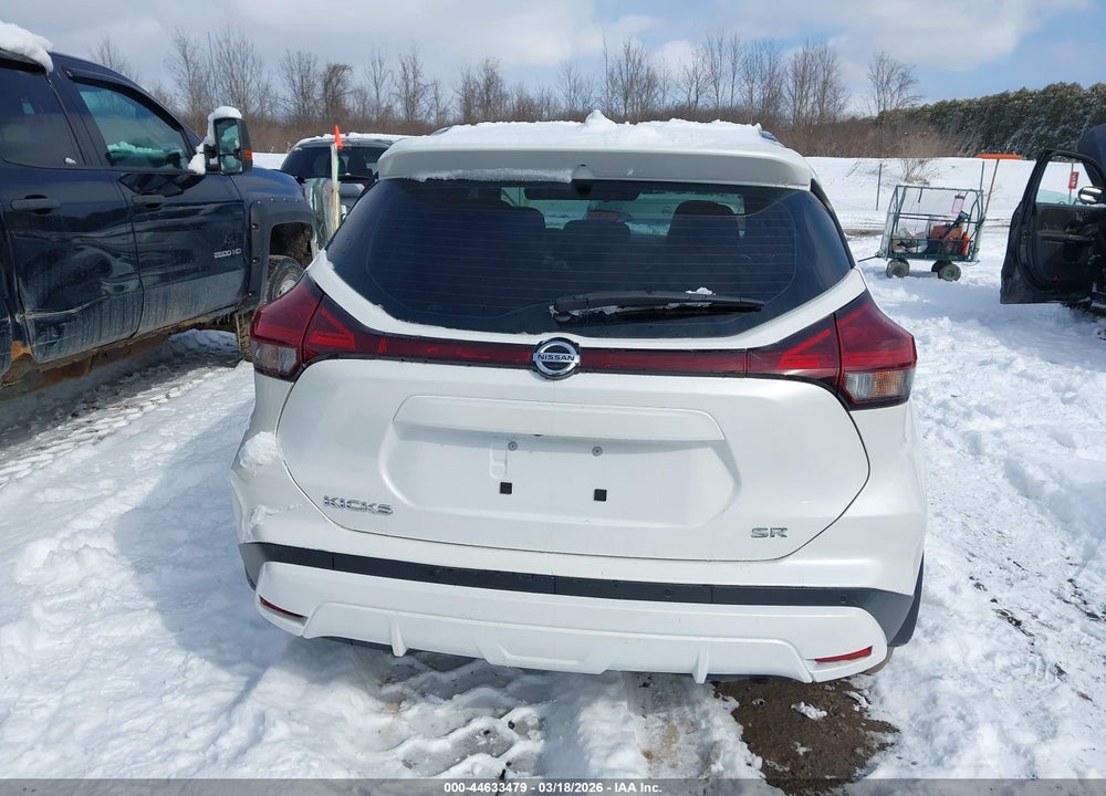 2021 NISSAN KICKS SR XTRONIC CVT VIN: 3N1CP5DV7ML507579