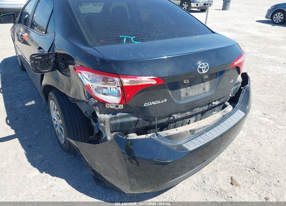 2017 TOYOTA COROLLA LE VIN: 5YFBURHE9HP577385