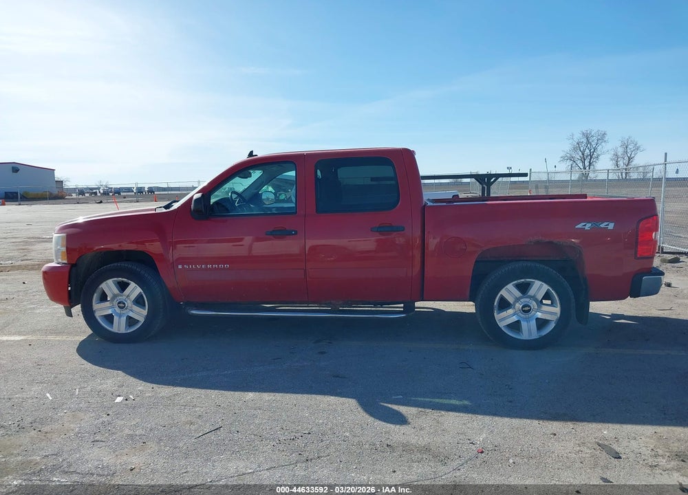 2008 CHEVROLET SILVERADO 1500 LT1 VIN: 2GCEK133981285549