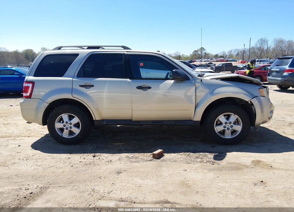 2010 FORD ESCAPE XLT VIN: 1FMCU9DG5AKD16508