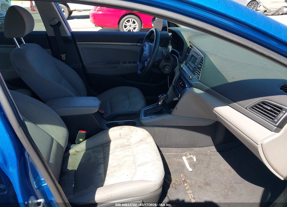 2017 HYUNDAI ELANTRA SE VIN: KMHD74LF7HU417605