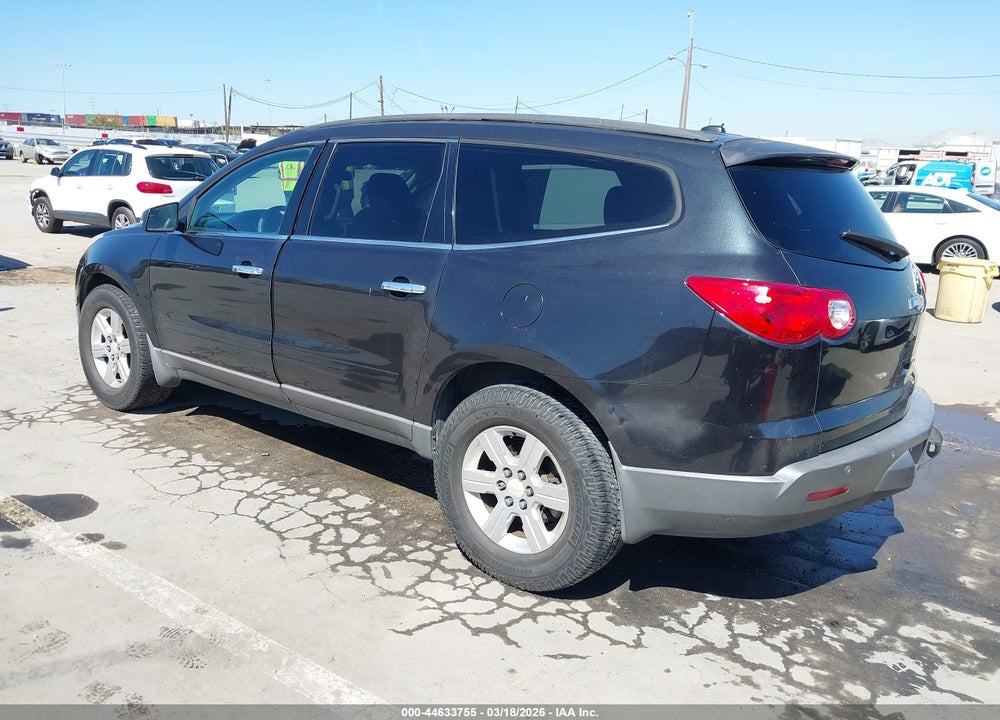 2011 CHEVROLET TRAVERSE 1LT VIN: 1GNKRGED0BJ334889