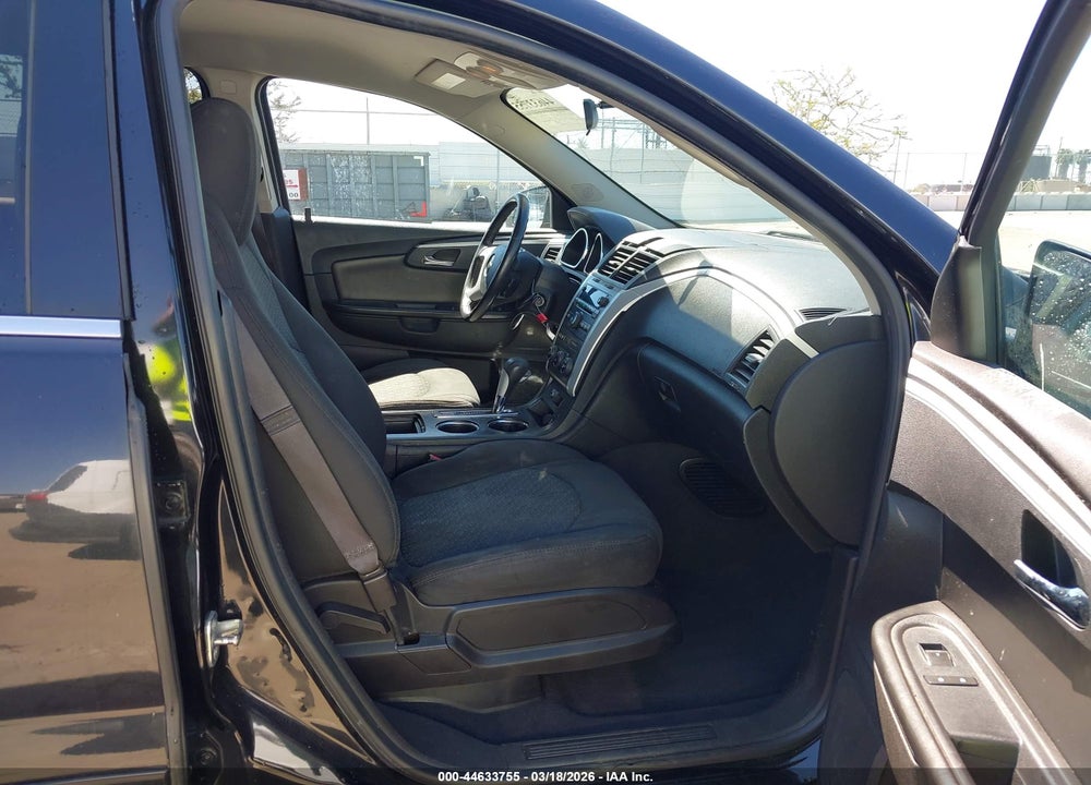 2011 CHEVROLET TRAVERSE 1LT VIN: 1GNKRGED0BJ334889