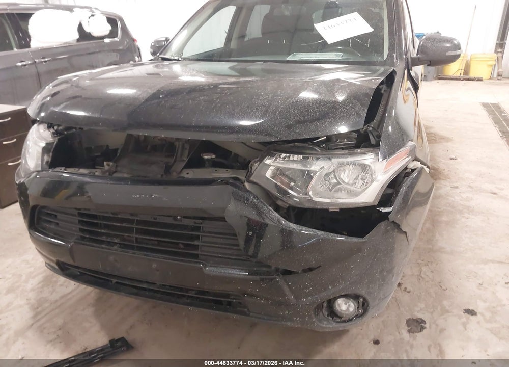 2014 MITSUBISHI OUTLANDER SE VIN: JA4AZ3A30EZ012845