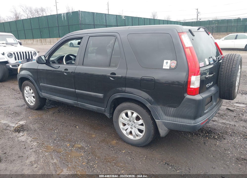 2005 HONDA CR-V EX VIN: SHSRD78825U335261