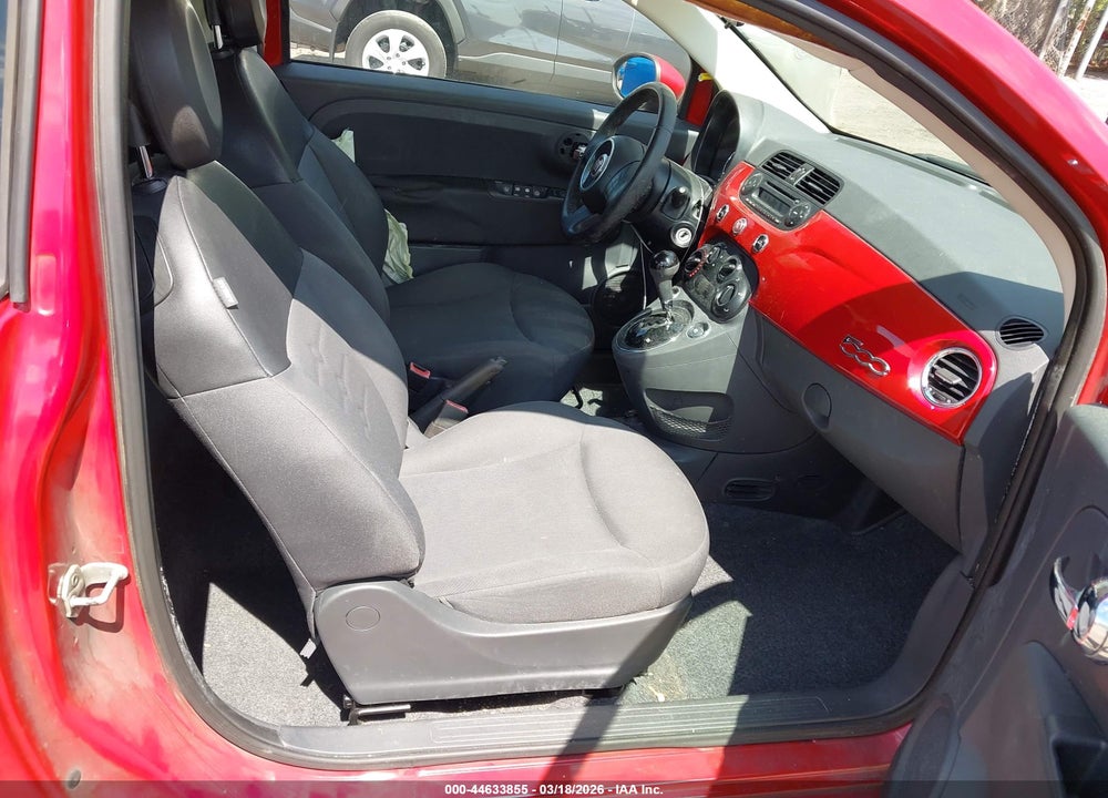 2015 FIAT 500 POP VIN: 3C3CFFAR1FT695942
