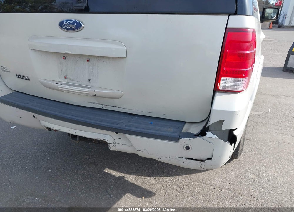 2005 FORD EXPEDITION LIMITED VIN: 1FMFU20595LB10181