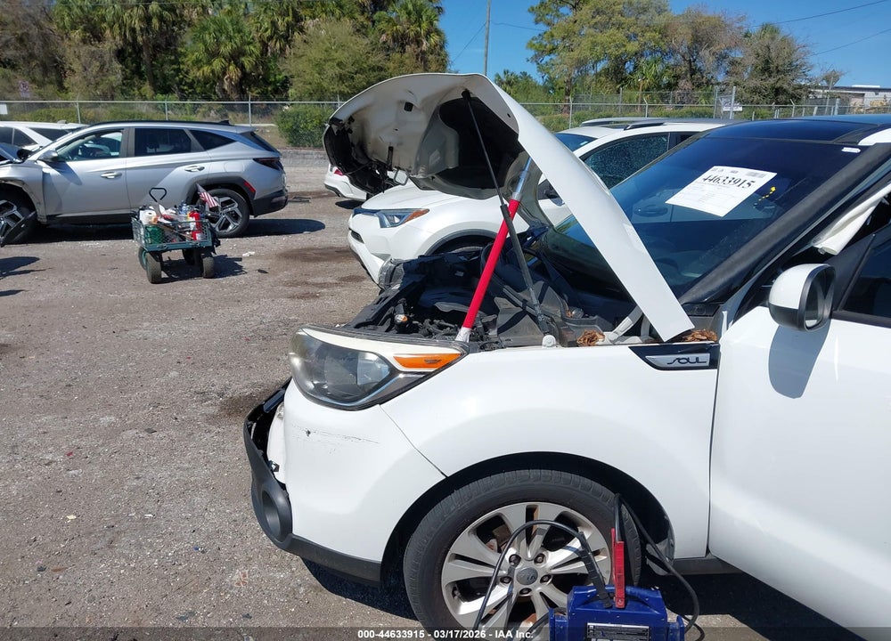 2015 KIA SOUL + VIN: KNDJP3A59F7148031