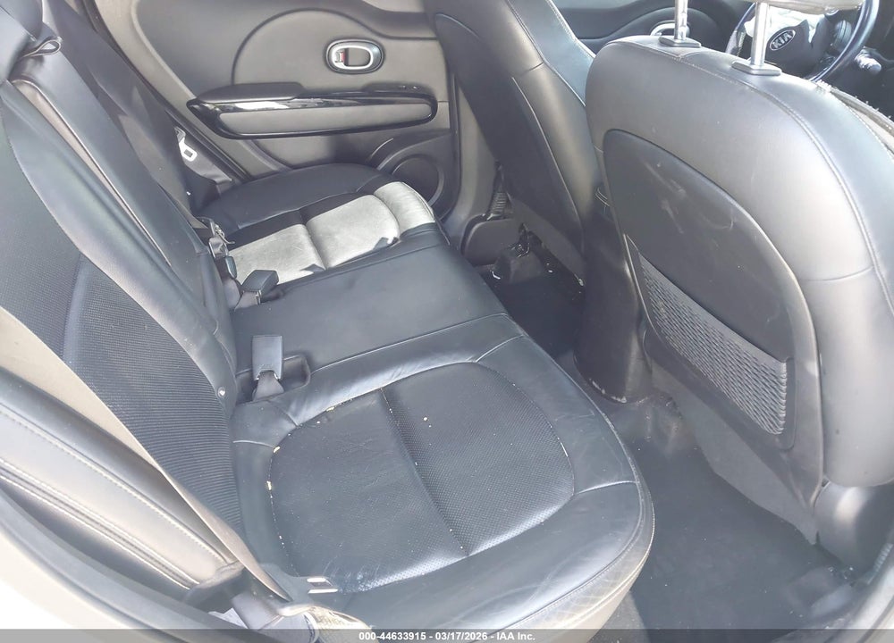 2015 KIA SOUL + VIN: KNDJP3A59F7148031