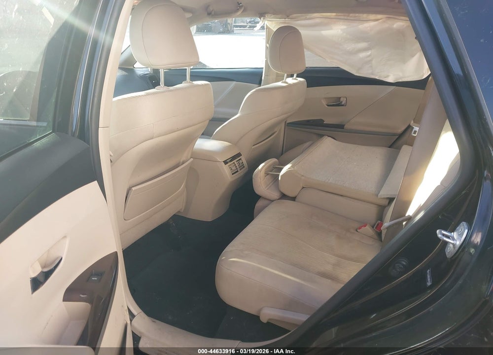 2010 TOYOTA VENZA VIN: 4T3ZA3BB3AU031700