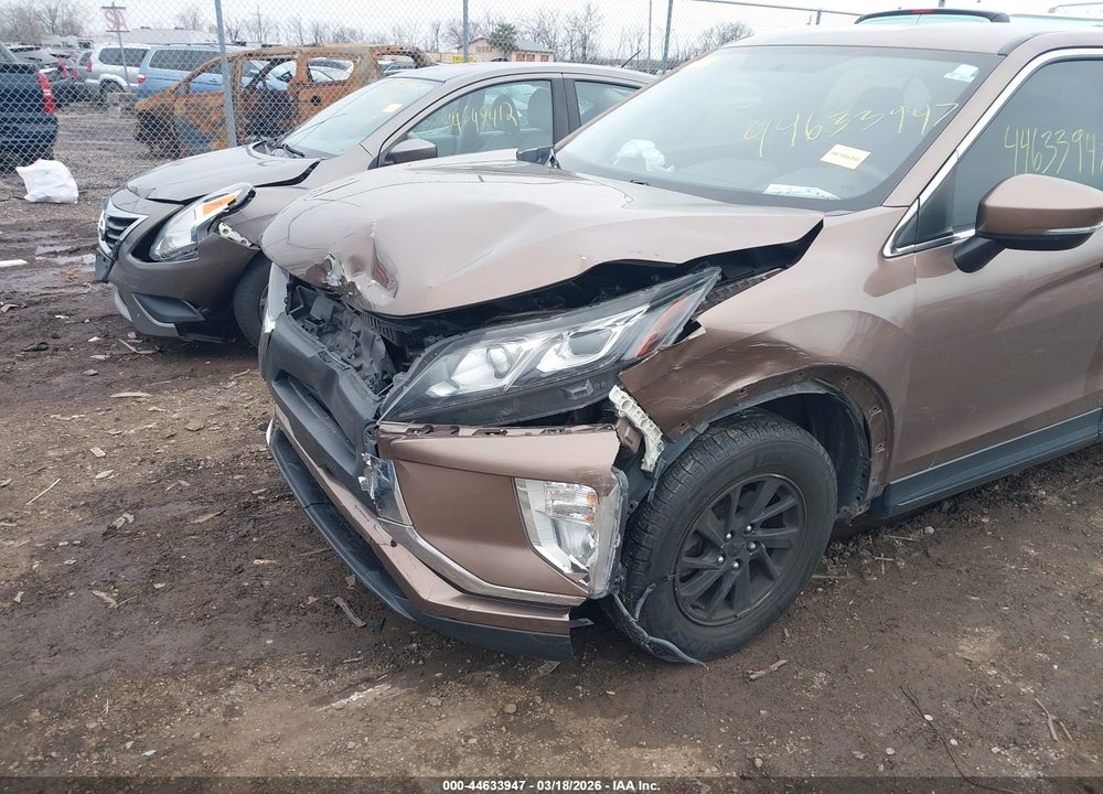 2018 MITSUBISHI ECLIPSE CROSS ES VIN: JA4AT3AA7JZ048719