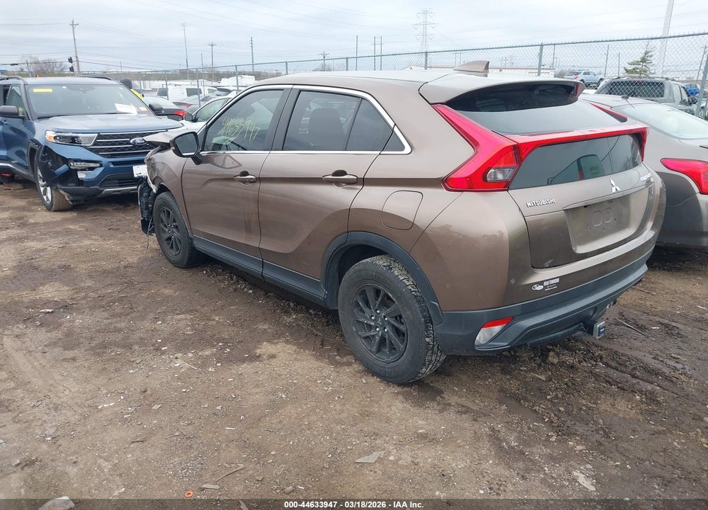 2018 MITSUBISHI ECLIPSE CROSS ES VIN: JA4AT3AA7JZ048719