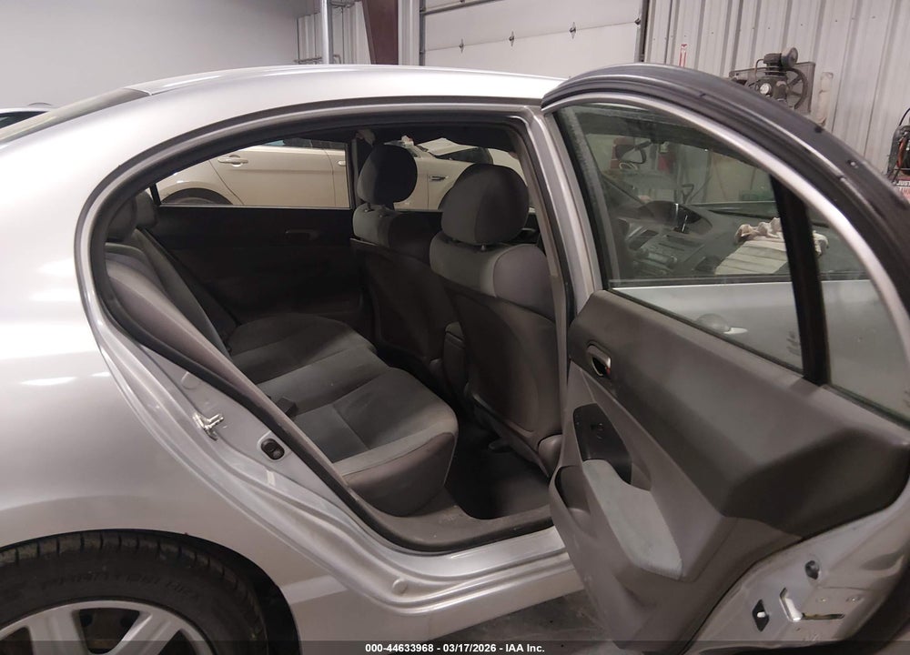 2010 HONDA CIVIC LX VIN: 2HGFA1F53AH544183