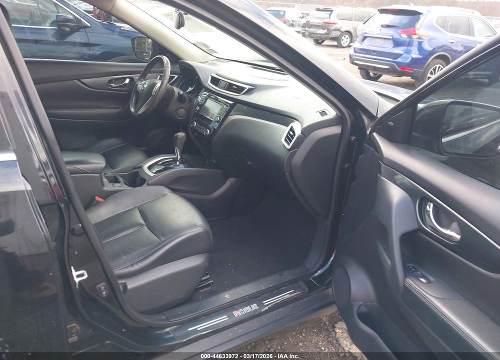 2015 NISSAN ROGUE SL VIN: 5N1AT2MVXFC809053