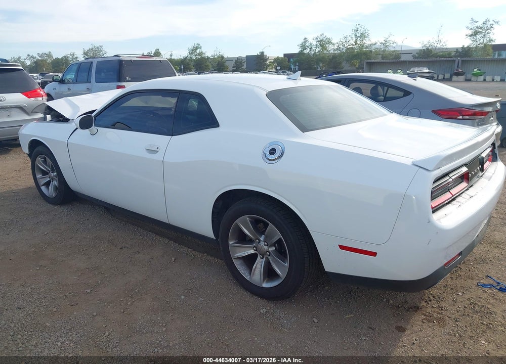 2015 DODGE CHALLENGER SXT VIN: 2C3CDZAG7FH775180